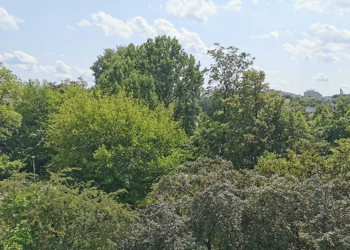 Sadyba Apartment Warsaw وارسو